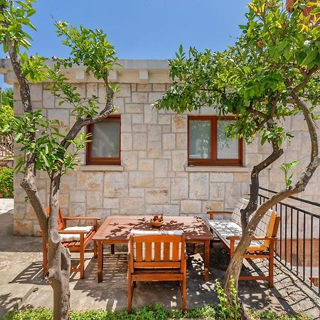 Cosy Apartment Close To Lapad Promenade And Beach دوبروفينك المظهر الخارجي الصورة